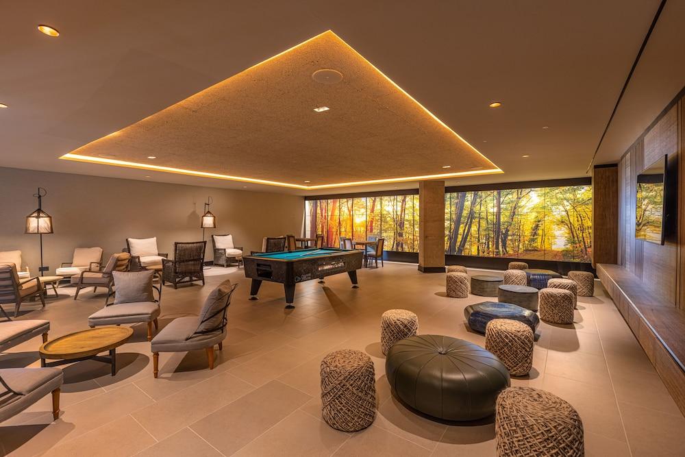 Hotel Faro, A Lopesan Collection Hotel - Adults Only 马斯帕洛马斯 外观 照片 The Lounge at The Westin Whistler